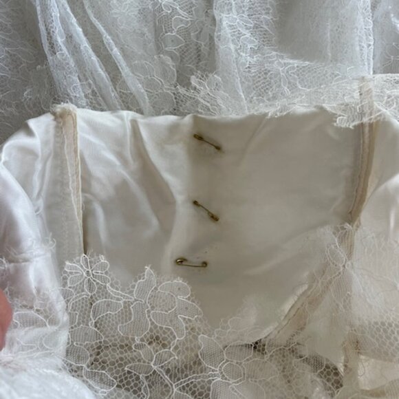 VINTAGE HANDMADE 1959 Princess Empire Waist Satin Lace Wedding Dress Small - Picture 14 of 17